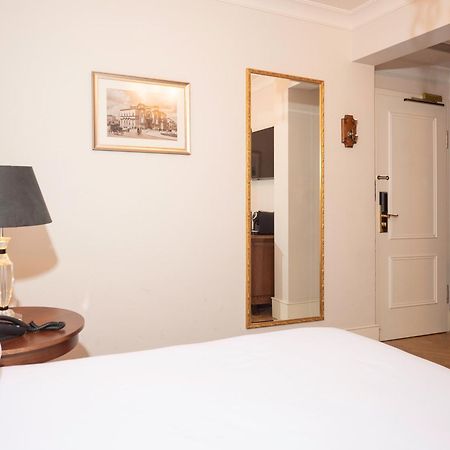 Ebel Boutique Hotel Tiranë Ngoại thất bức ảnh