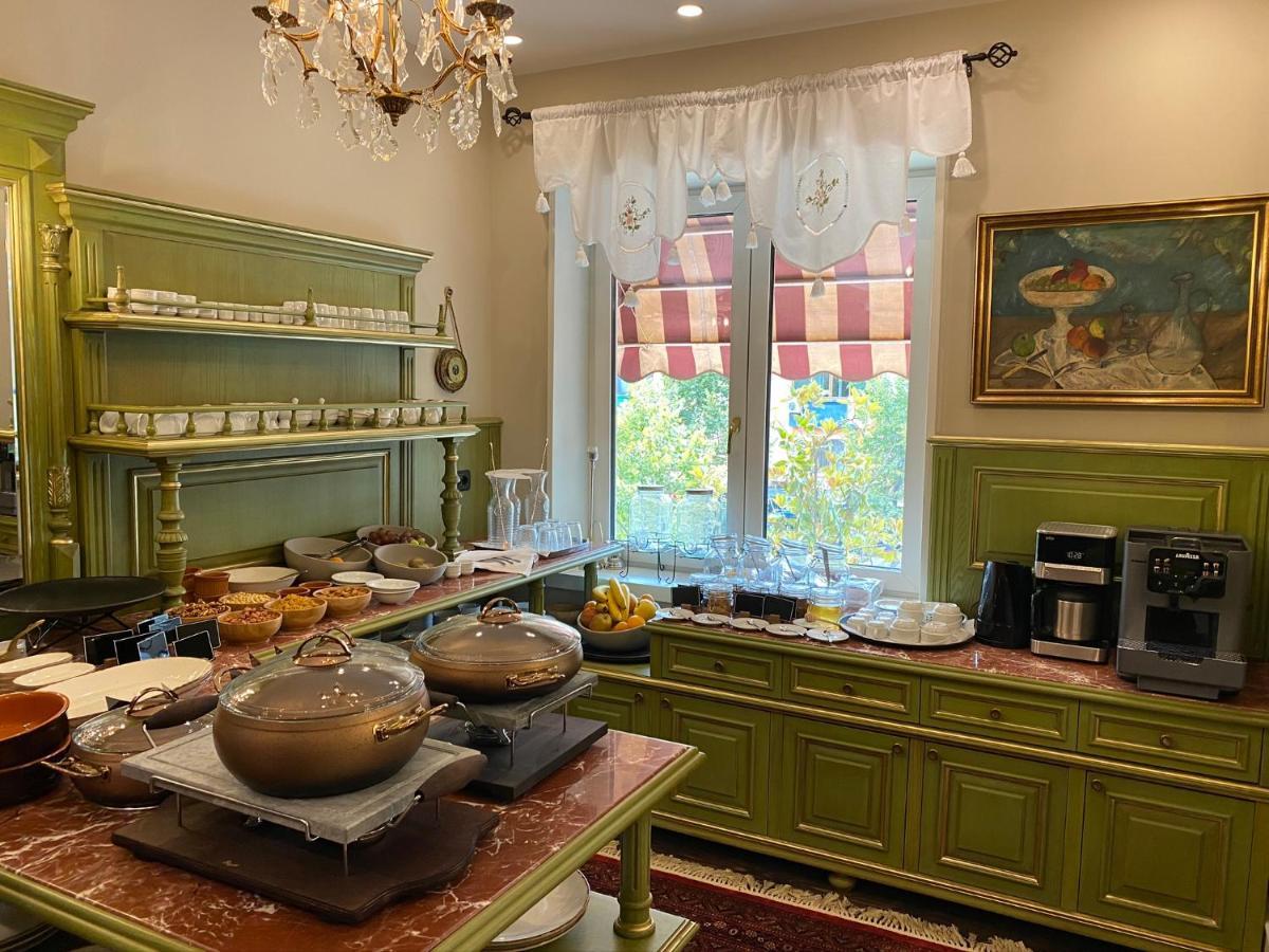 Ebel Boutique Hotel Tiranë Ngoại thất bức ảnh