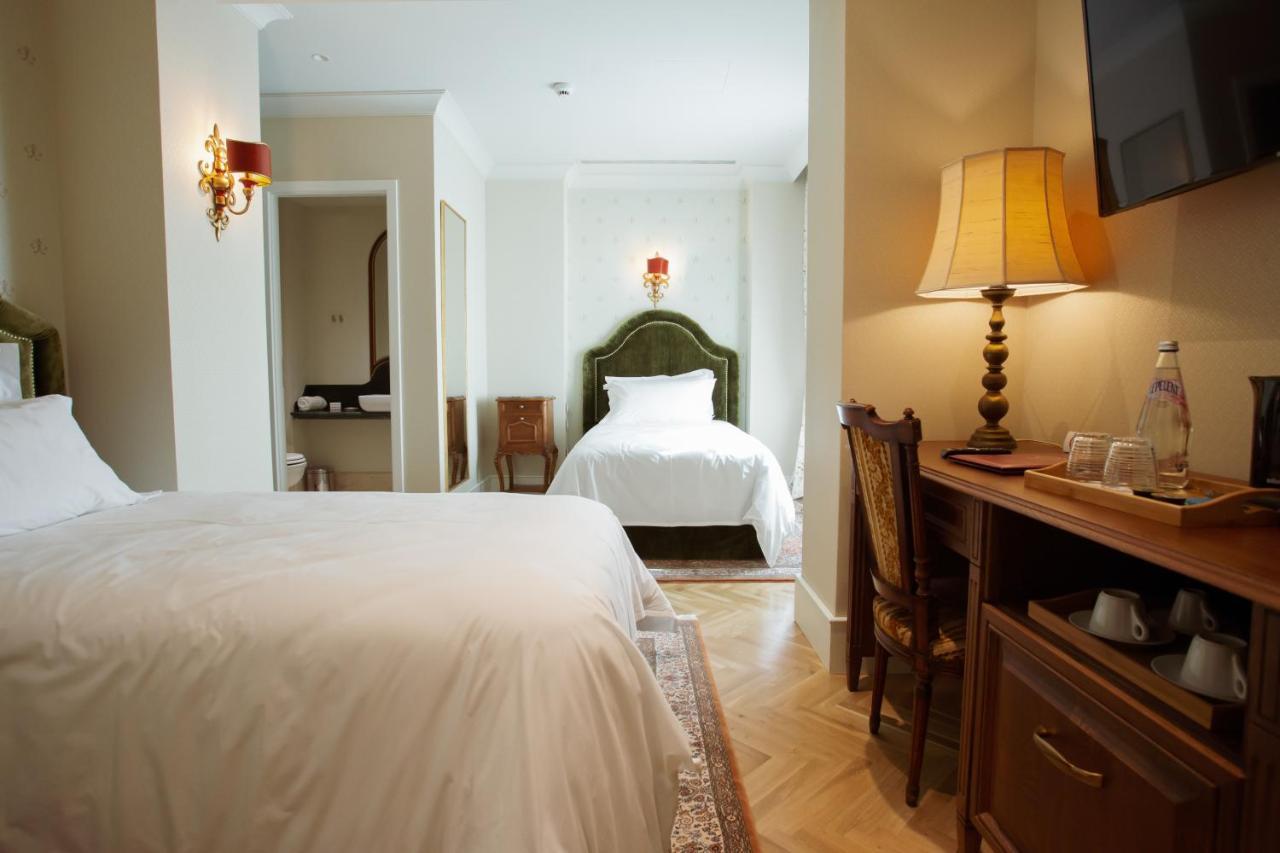 Ebel Boutique Hotel Tiranë Ngoại thất bức ảnh