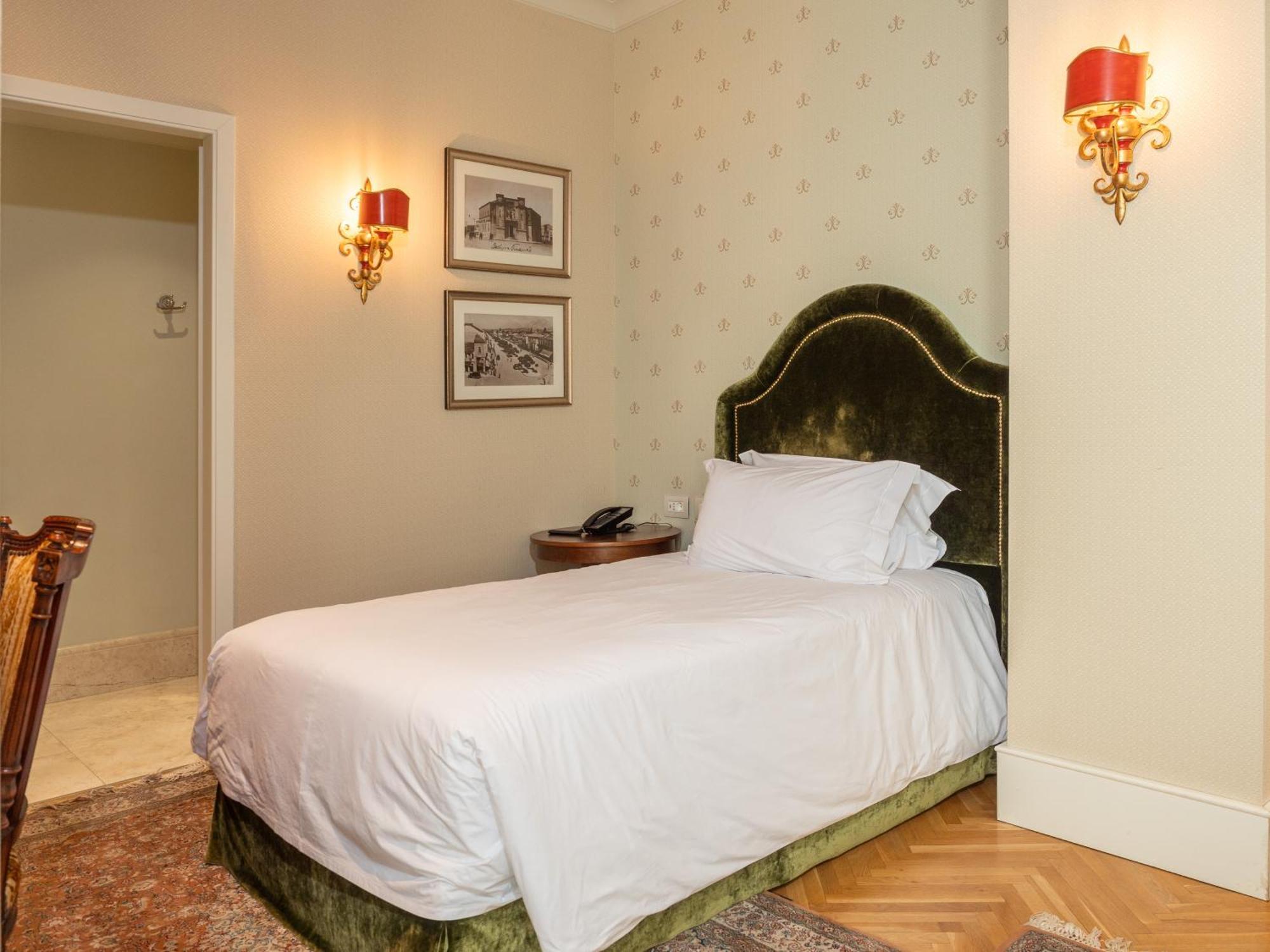 Ebel Boutique Hotel Tiranë Ngoại thất bức ảnh