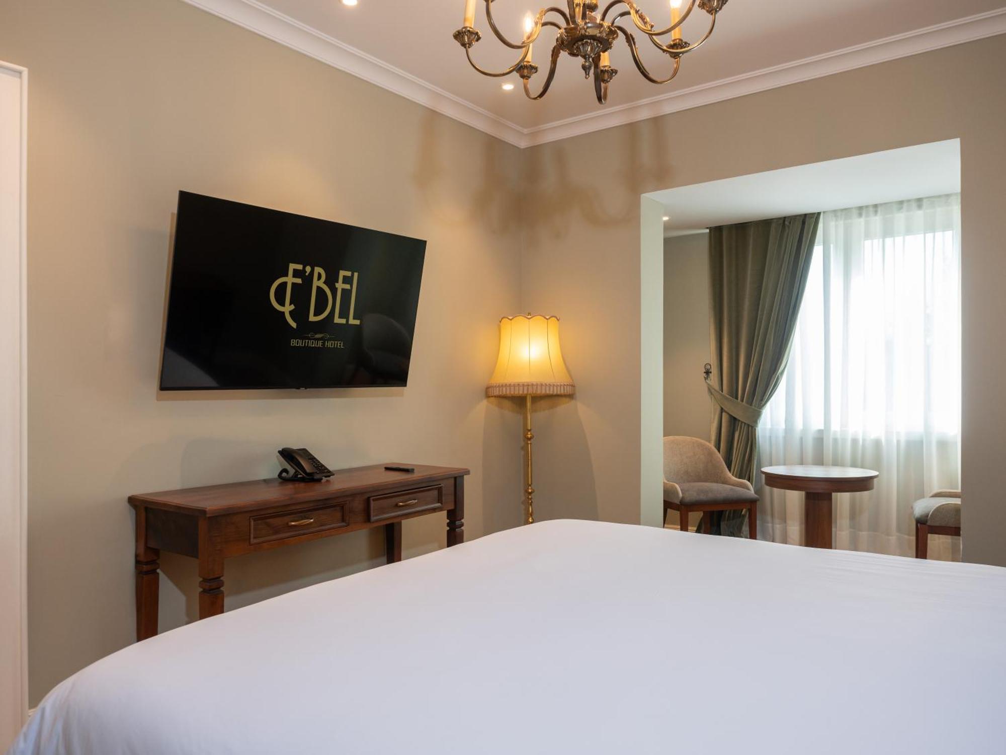 Ebel Boutique Hotel Tiranë Ngoại thất bức ảnh